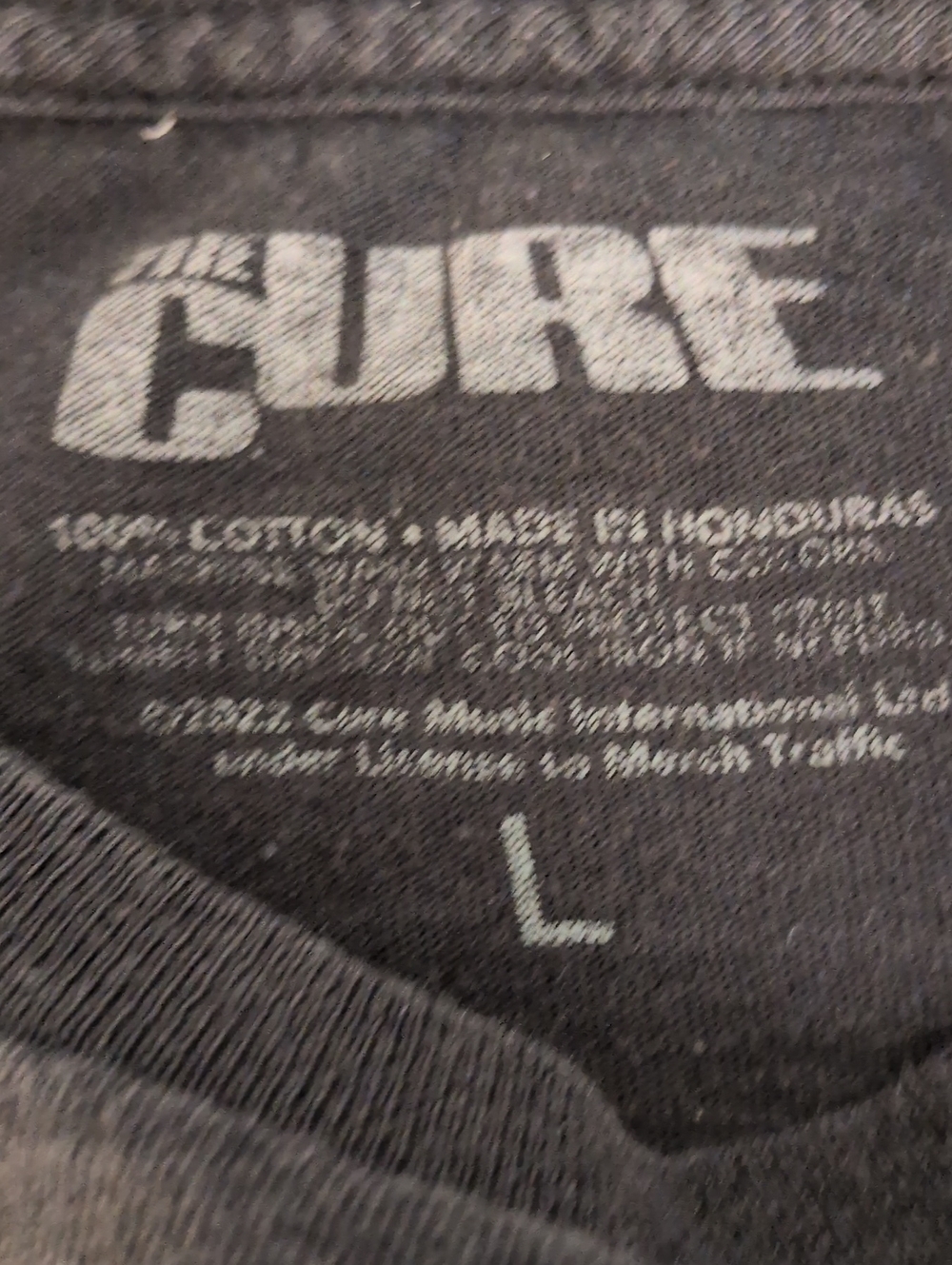 The Cute Disintegration T-shirt - Picture 4 of 8